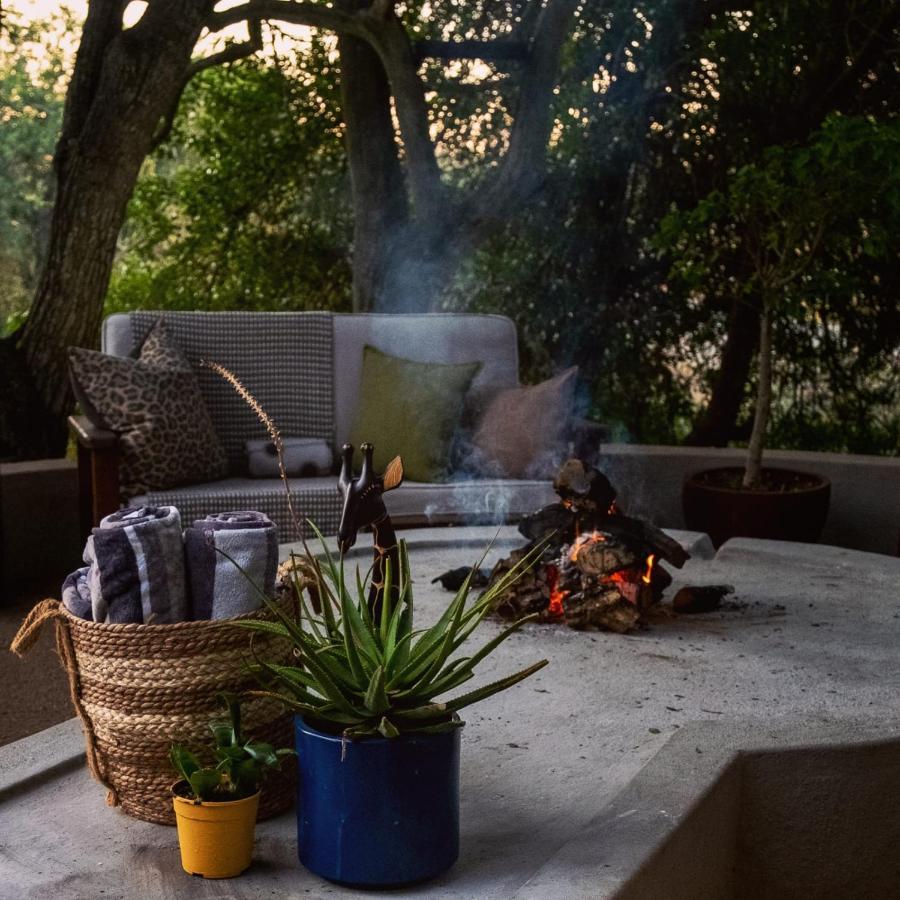 Leopard'S Lair Bush Lodge Hoedspruit Bagian luar foto