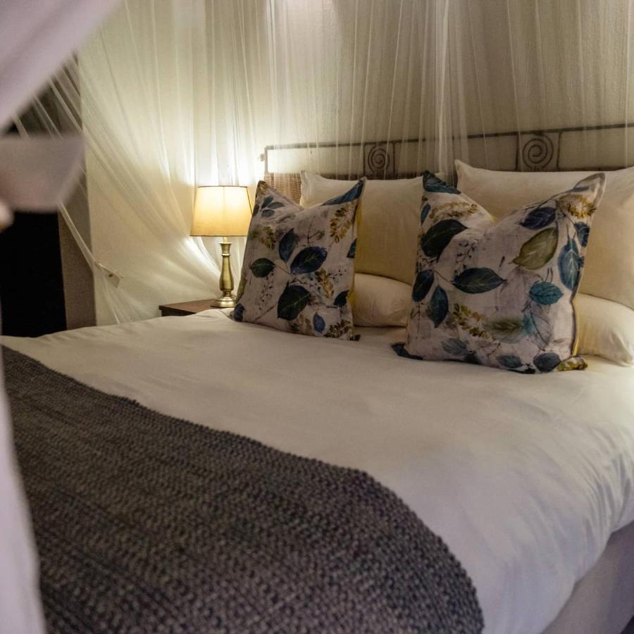 Leopard'S Lair Bush Lodge Hoedspruit Bagian luar foto