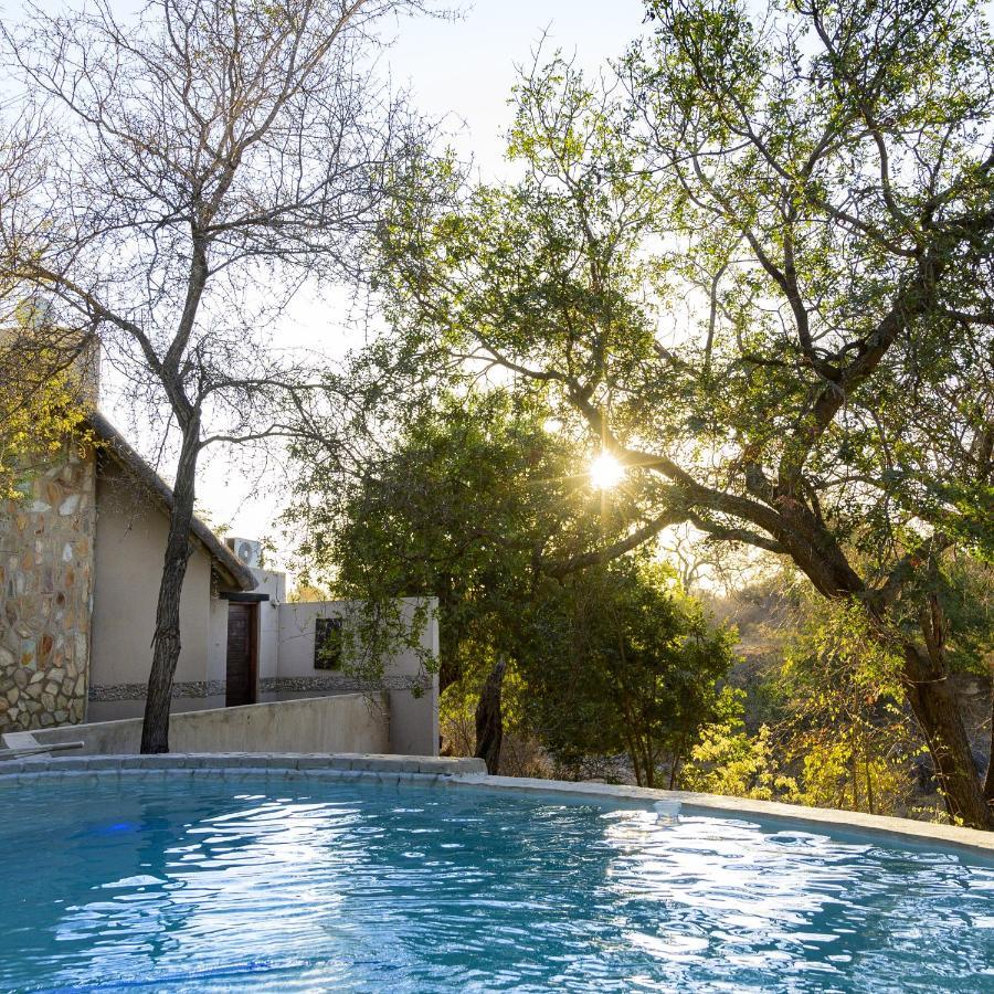 Leopard'S Lair Bush Lodge Hoedspruit Bagian luar foto